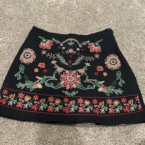 Colorful embroidered mini skirt
